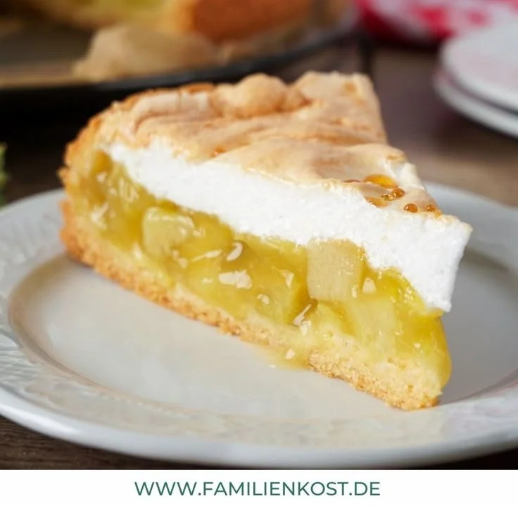 Rhabarberkuchen mit Baiser